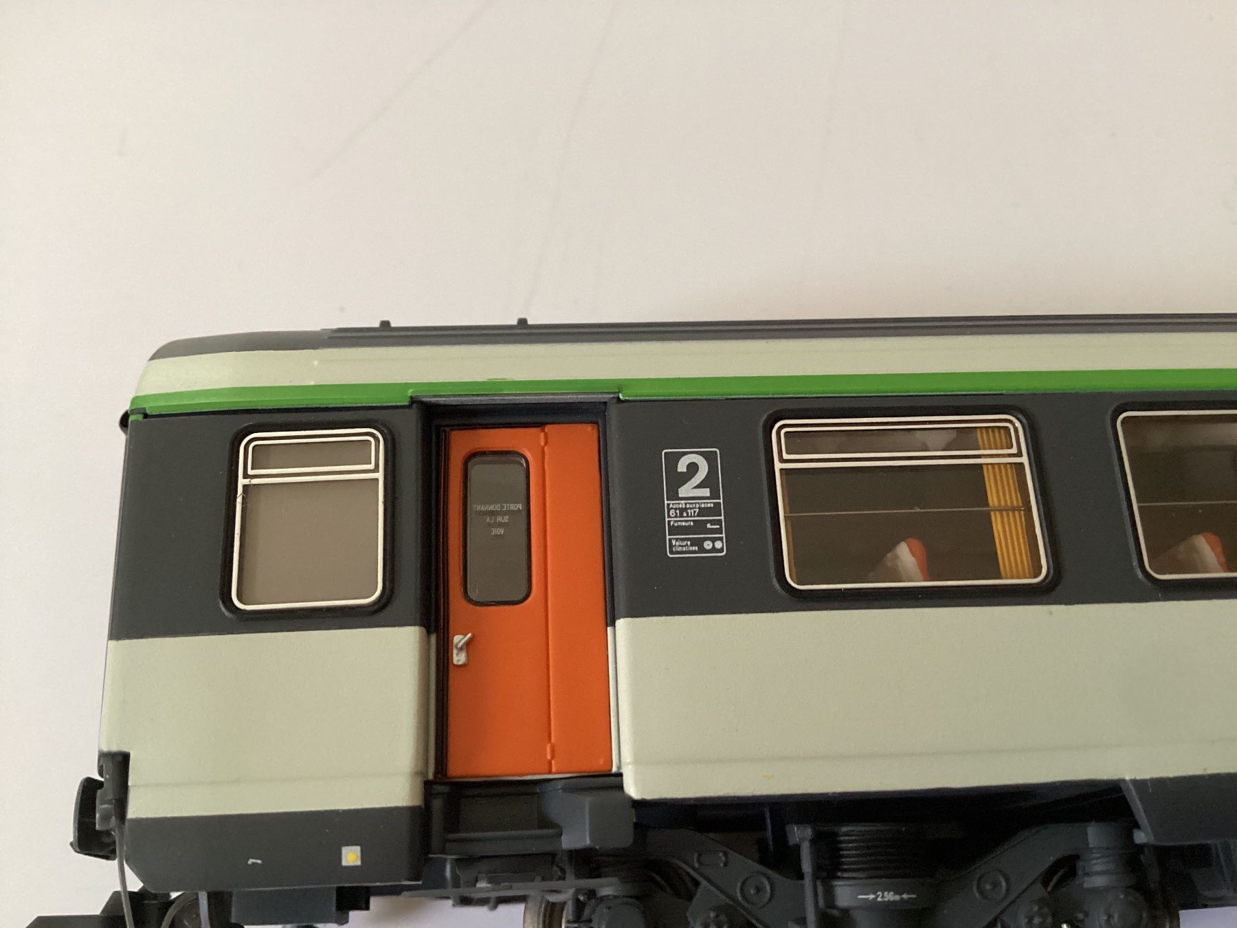 LS Models Trains électriques: LS Models 40131 Set Corail SNCF H0 1:87 – D'occasion à Effretikon par simtek_de 5