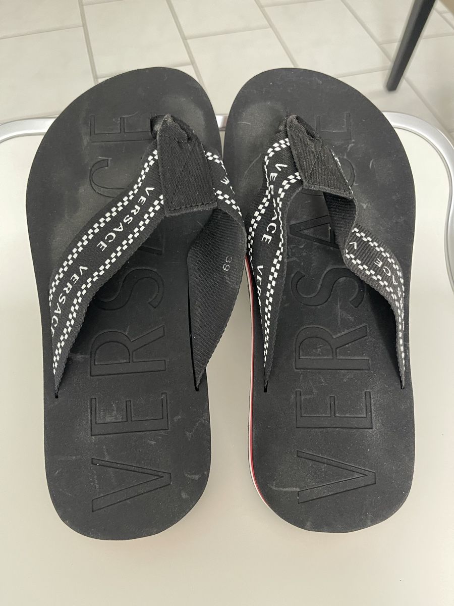 Versace Scarpe da uomo: Versace Flip Flop, size 39 – Usato da Oberengstringen venduto da okriy 3