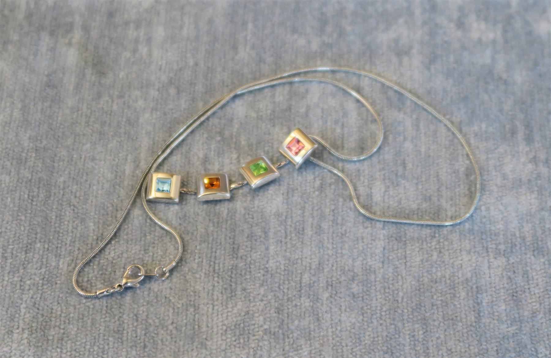 Catenine: Schlangenkette mit Anhänger – Usato da Brittnau venduto da marlenestone 1