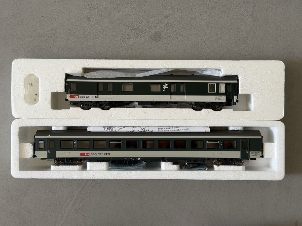 Roco Modellini di ferrovie: Roco 44884 + 45188 – Usato da Genève venduto da _Xela_