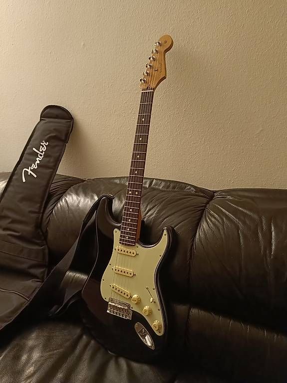Strumenti musicali: Fender Stratocaster (Player II  Limited Edition) – Nuovo e nell'imballaggio originale da Bäretswil venduto da ale_lg6c 4