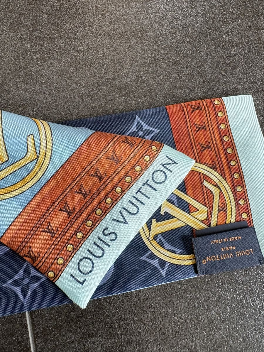 Louis Vuitton Foulard & Sciarpe: Louis Vuitton Badeau neu Full Set – Nuovo e nell'imballaggio originale da Fehren venduto da Frischki 8
