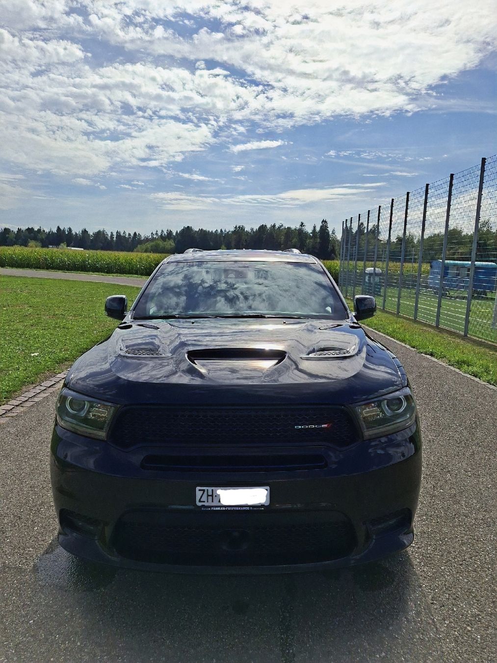 Dodge Automobili: Dodge Durango R/T 5.7 HEMI V8 – Usato da Pfäffikon ZH venduto da TT-33