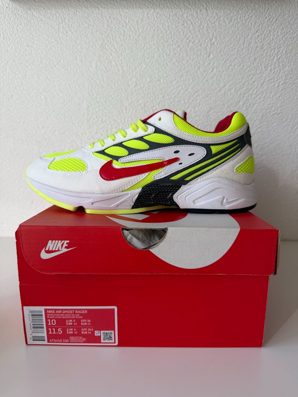 Nike Scarpe da uomo: Nike Air Ghost Racer – Usato da Ennenda venduto da KUROI14