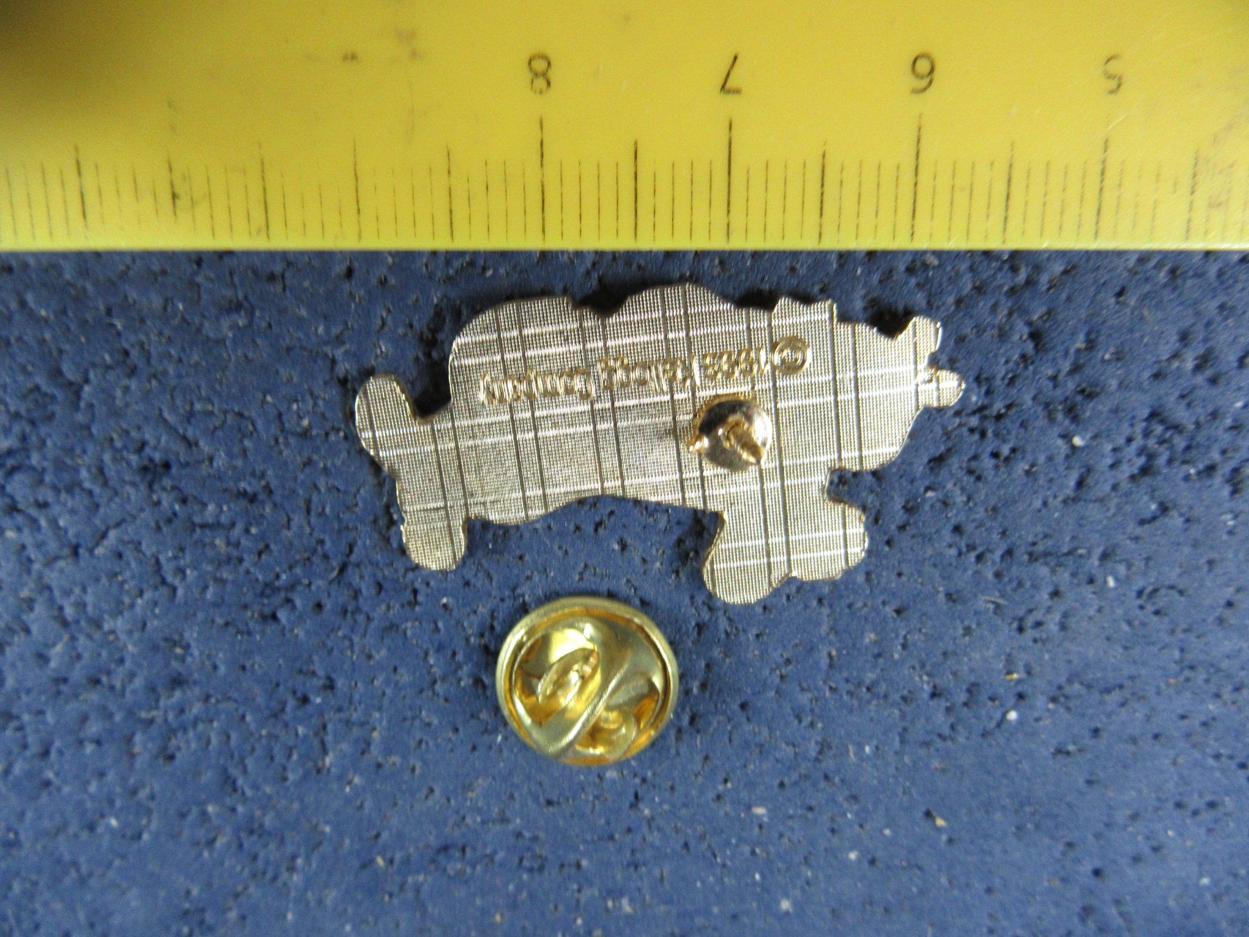 Disney Plaketten & Abzeichen: TIGER DISNEY KELLOG PIN GLASIERT – Gebraucht aus Ettingen von Hausi4711 1