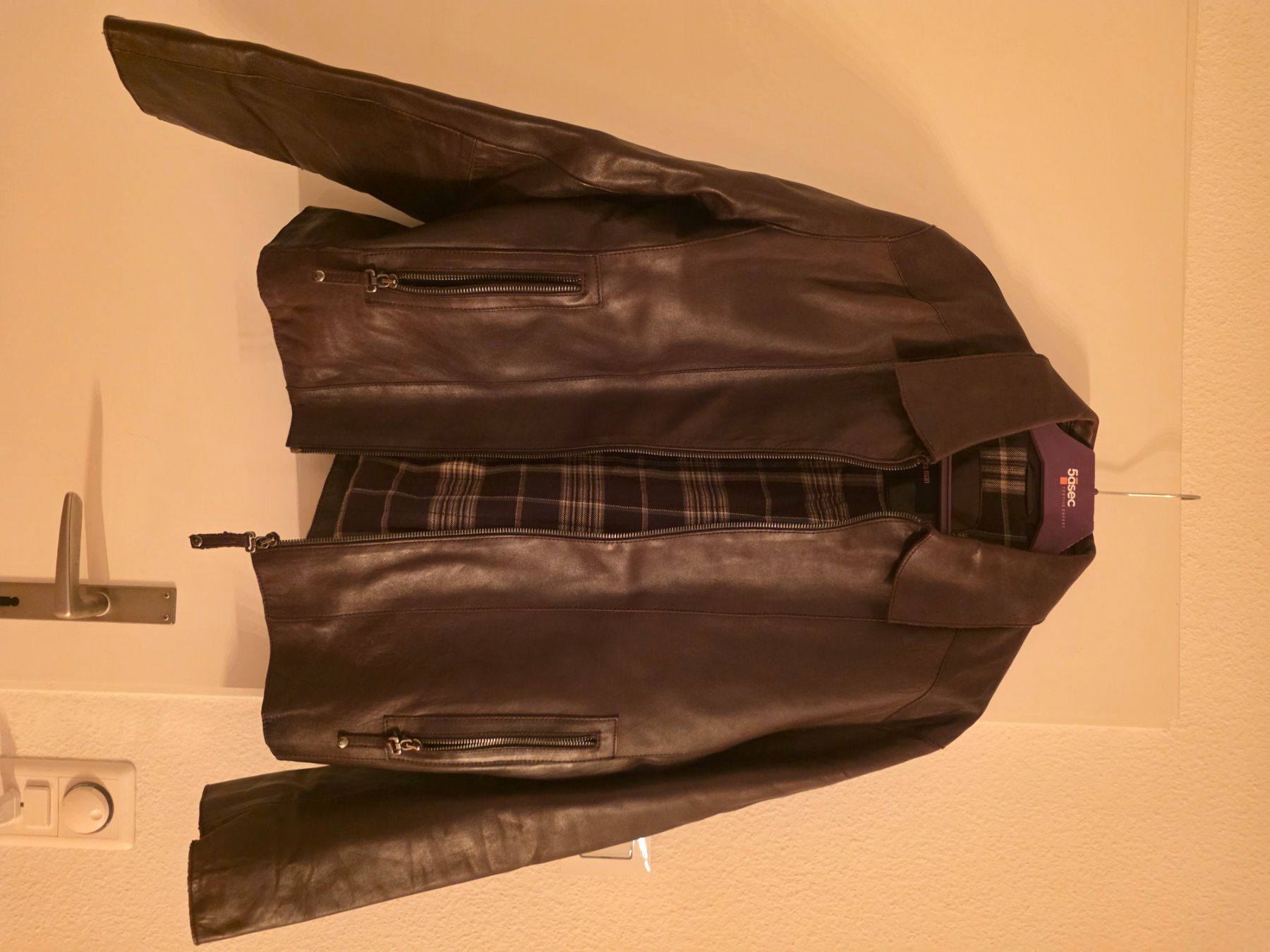 Zara Giacche: Lederjacke von ZARA – Usato da Oberwil BL venduto da pat_q92h