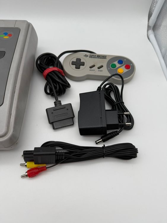 SNES Controller Nintendo original (Gebraucht) in St. Gallen für CHF 95 ...