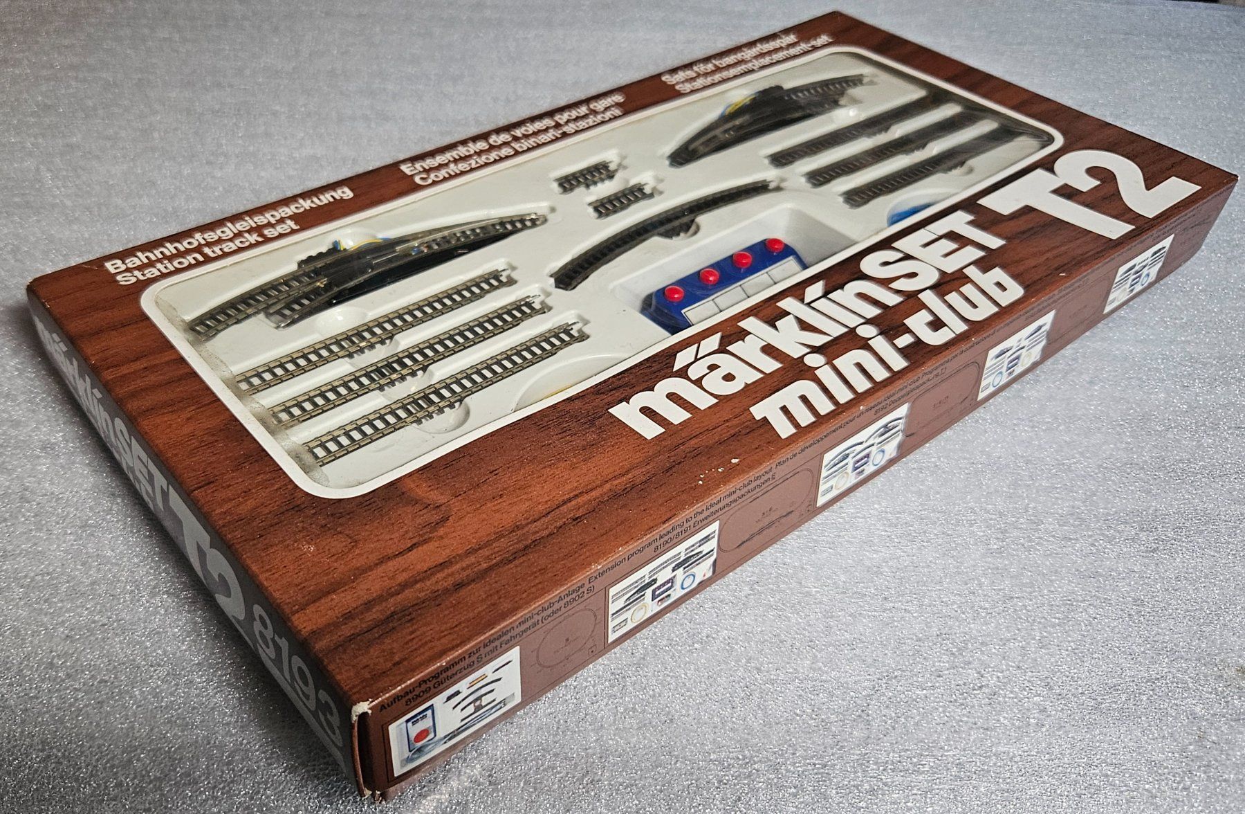 Märklin Modellini di ferrovie: 8193: Gleis-Packung T2 mit el.-mag. Bogenweichen, TOP! – Nuovo (secondo la descrizione) da Therwil venduto da ZUG-Pferd 3