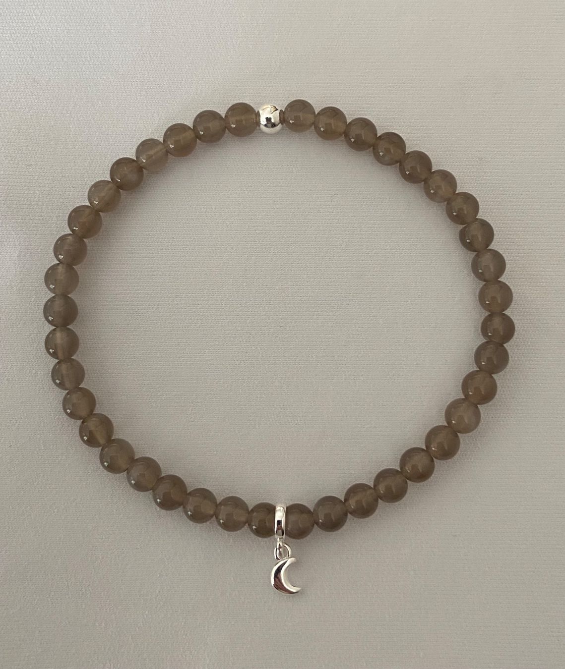 Armbänder & -reifen: Edelstein Armband Mondstein mit Silber auf Mass – Neu und originalverpackt aus Zuzwil SG von Lemliskat 2
