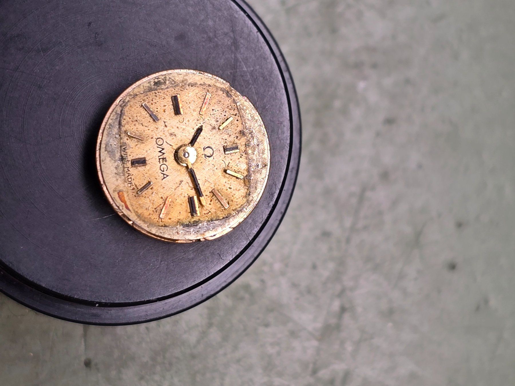 Omega Montres: Mouvement Omega 650 – D'occasion à Tramelan par Nirdan