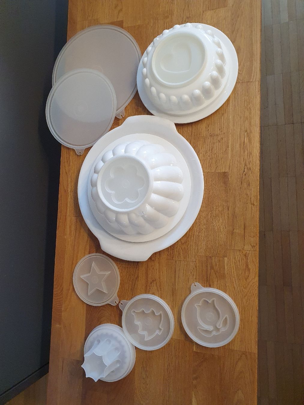 Tupperware Backformen: Tupperware Puddingform - Set , Top! – Gebraucht aus Laufenburg von megane1959