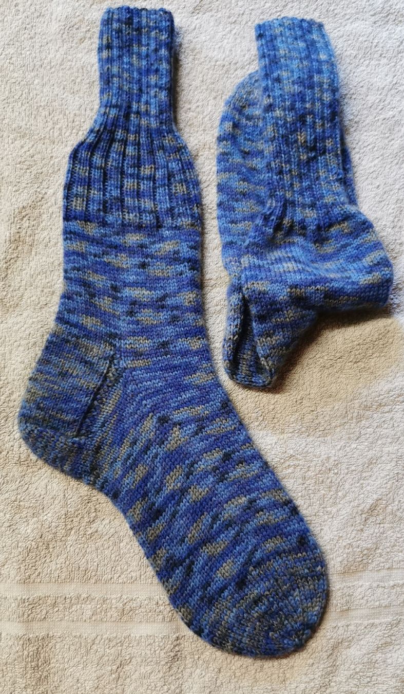 Calze: Handgestrickte Socken Gr. 41 – Nuovo (secondo la descrizione) da melchtal venduto da strickerin