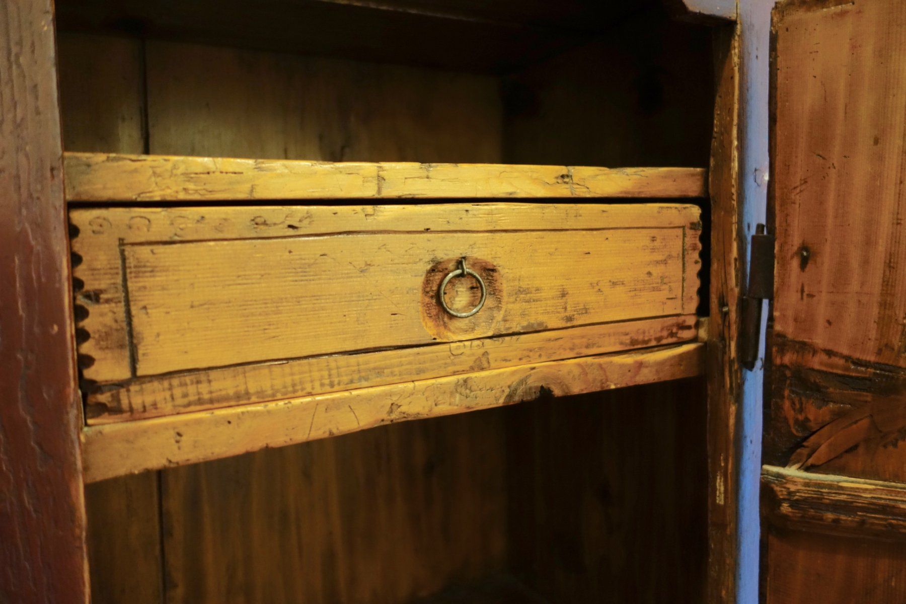 Schränke: Antiker Bauernschrank anno 1823 – Gebraucht aus Biel/Bienne von Rothar 6