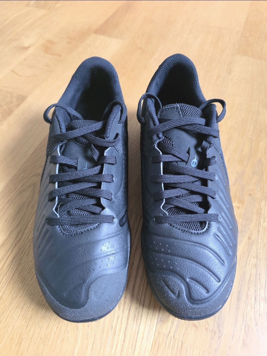 Nike Scarpe da uomo: Nike Grösse 40 – Nuovo (secondo la descrizione) da Luzern venduto da Turbolink 1