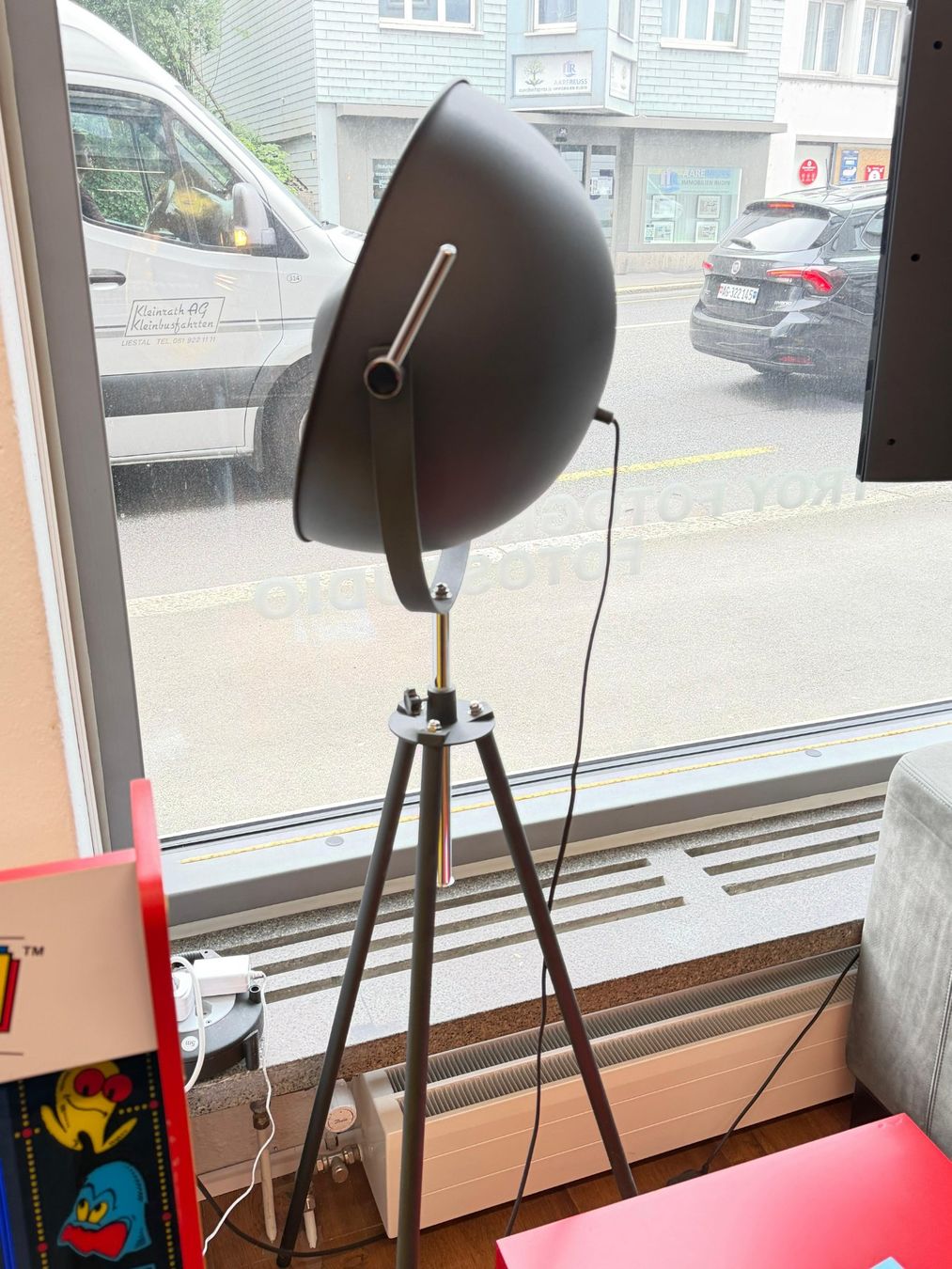 Lampade: Moderne Design-Stehlampe Schwarz & Gold – Usato da Olten venduto da antonio.troia 2
