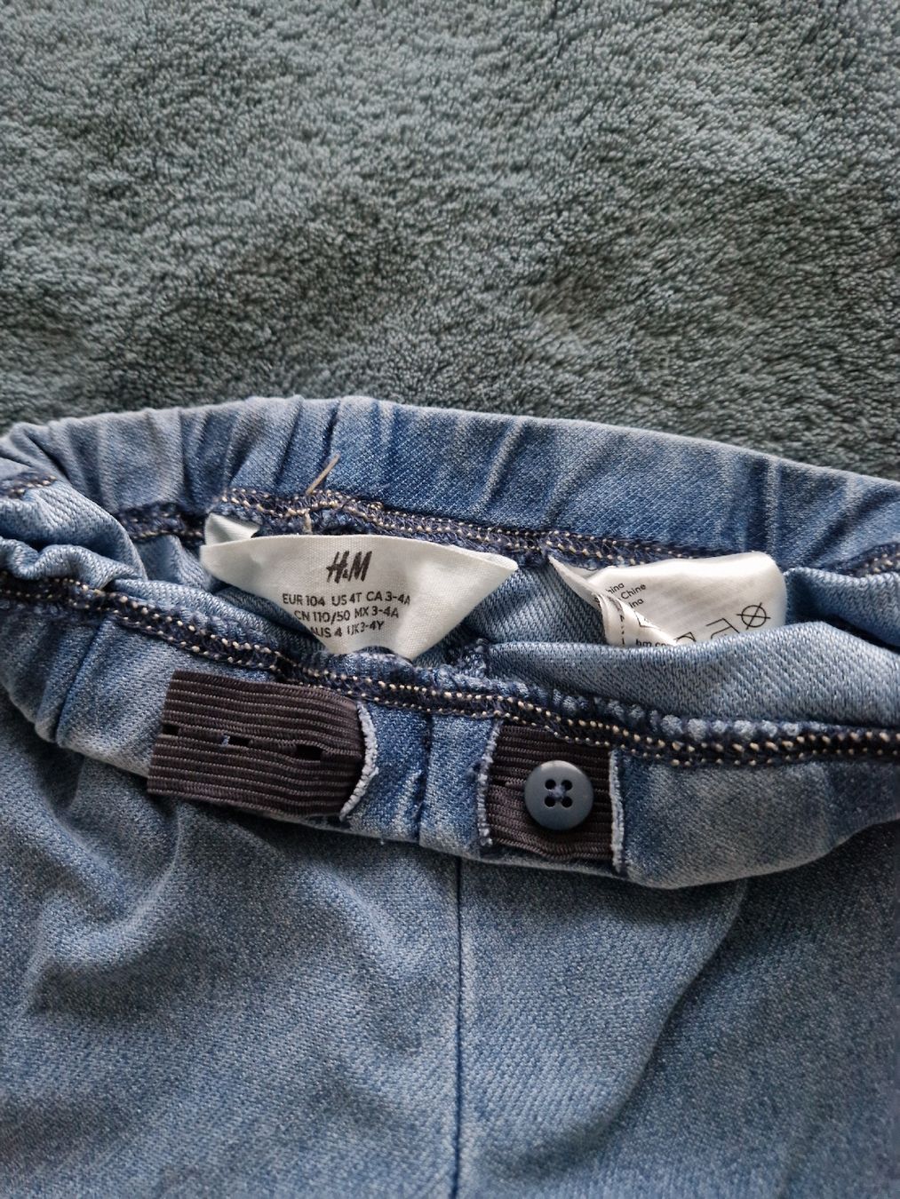 H&M Pantaloni: Leggings/Jeggings grösse 104 – Usato da Heimberg venduto da Eleanor20 1