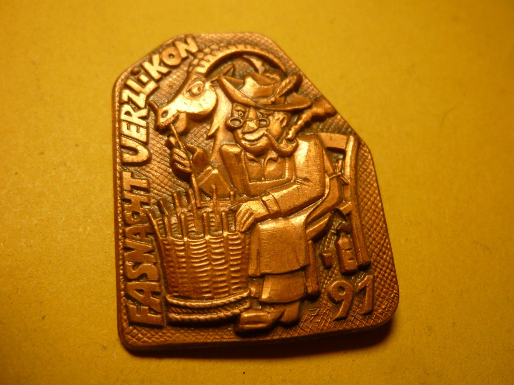 Placchette & Badge: UERZIKON 1991 BRONZE – Usato da Ried (Muotathal) venduto da Mandarin02