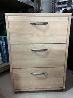 Nachttisch, Farbe beige
