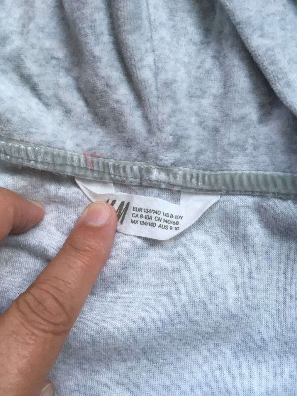 Jacken & Mäntel: Kapuzenjacke Gr. 134/140 – Gebraucht aus Zürich von Anatas1 2