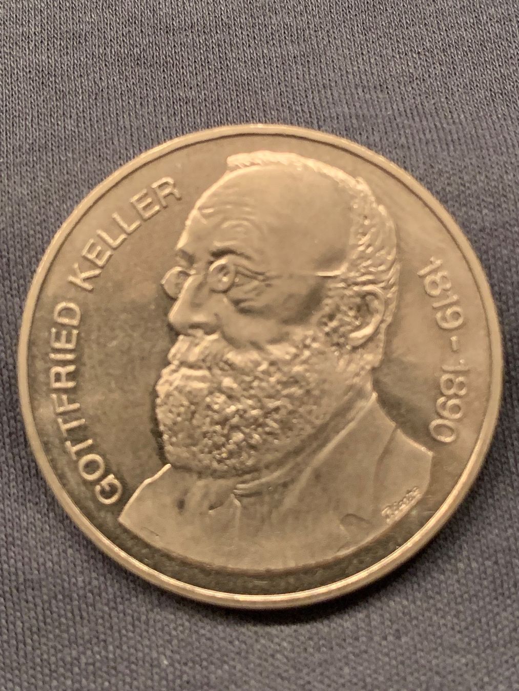 Toutes les monnaies: 5 Schweizer - Franken 1990 B Gottfried Keller – D'occasion à Niederrohrdorf par troch