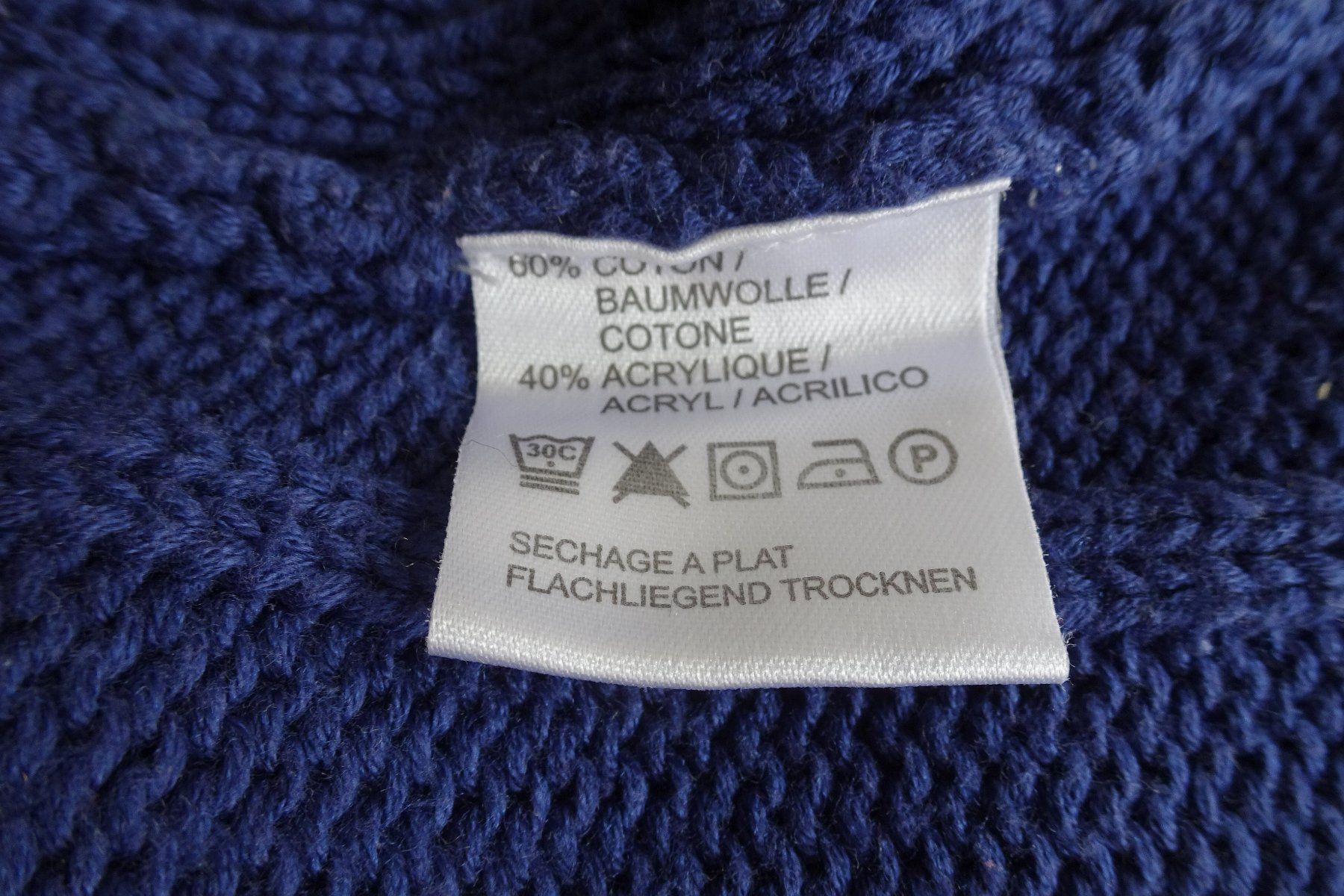 Gilet & Giacche senza maniche: Strick Gilet blau Gr. L – Usato da Strengelbach venduto da schmetterling20 3