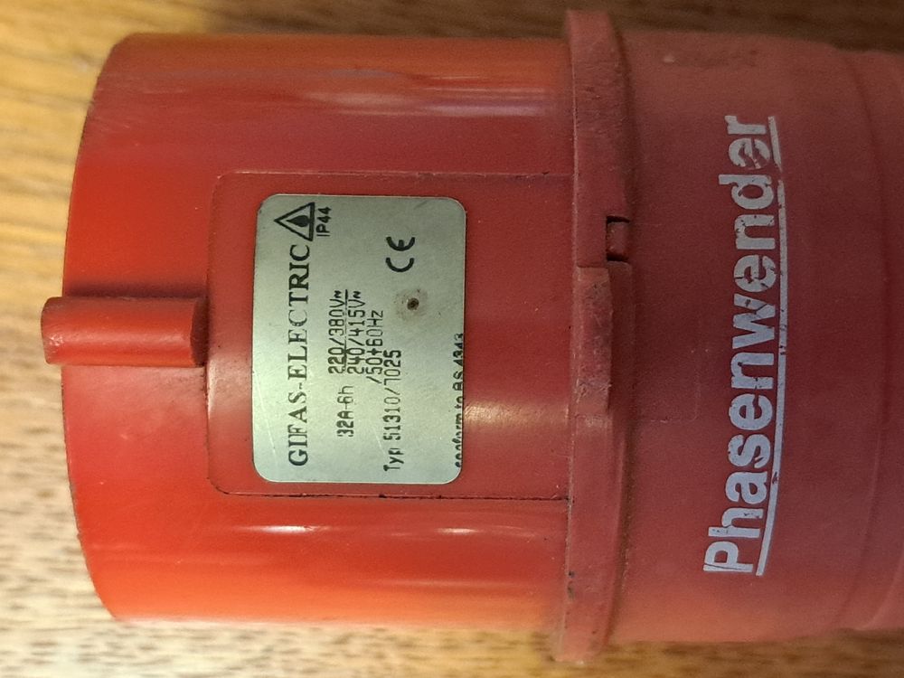 Stecker: Stecker 32 Amper – Gebraucht aus Wettingen von ML03 2