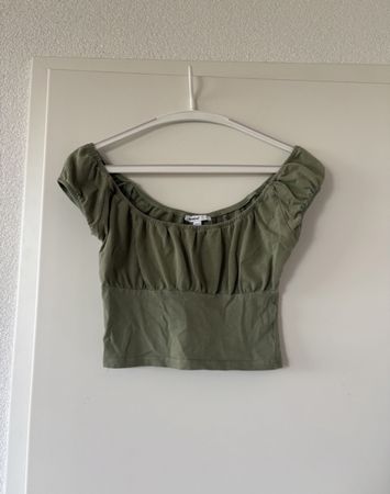 Subdued Top Grün 