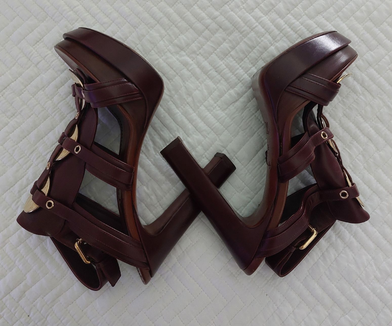 Louis Vuitton Damenschuhe: Louis Vuitton Sandalen – Gebraucht aus Zürich von Martinlaehner 2