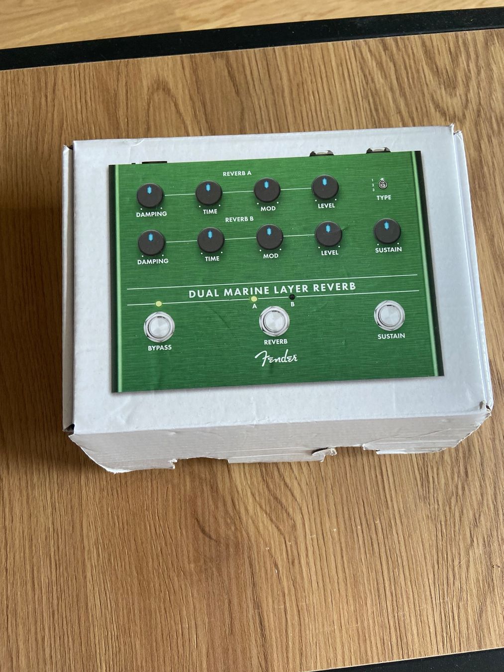 Fender Amplificatori: Fender - Dual Marine Layer Reverb – Nuovo e nell'imballaggio originale da Worben venduto da cli_2xtk