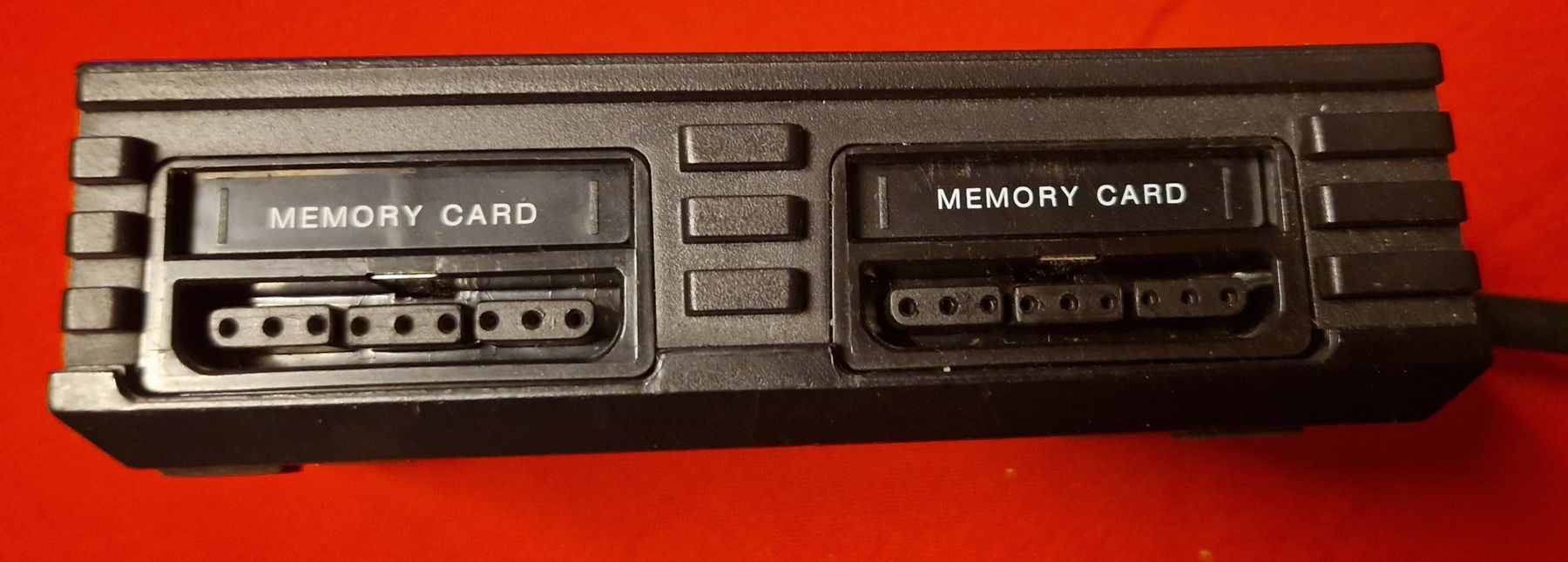 Giochi: Adaptateur Intertronic multijoueurs Playstation 2 – Usato da Villars-sur-Glâne venduto da MrLobTec 3