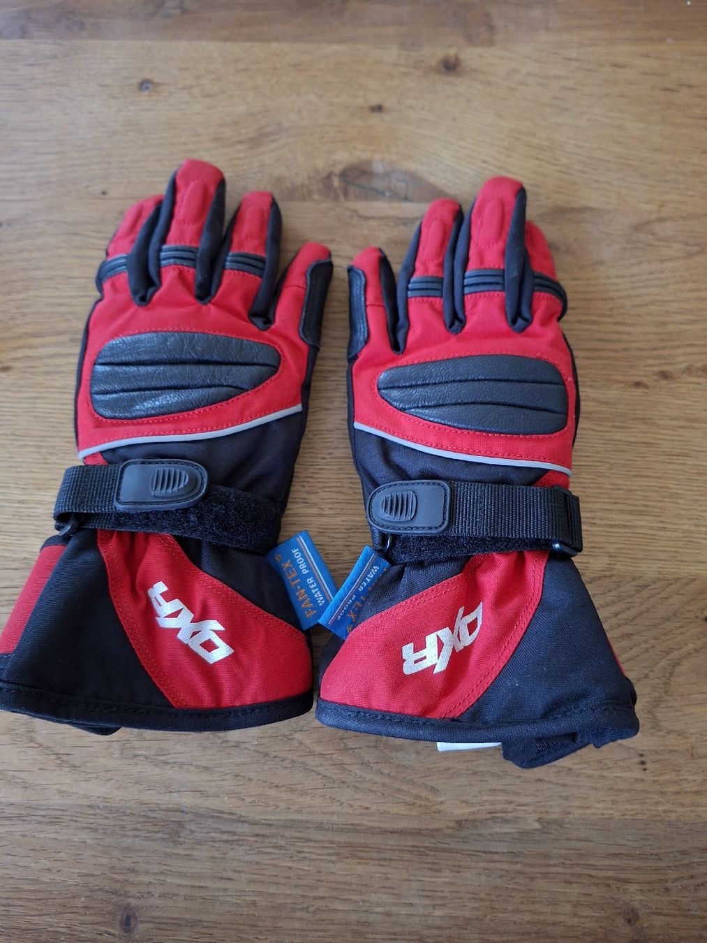 Guanti & manicotti: Motorrad Handschuhe Gr  6.5 – Nuovo (secondo la descrizione) da Lyss venduto da Infinia