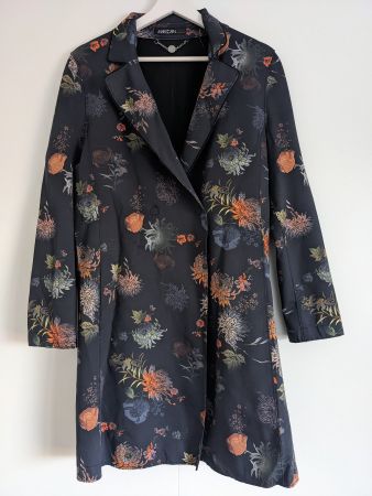 Marc Cain Mantel N4 (ca. Gr. 40)