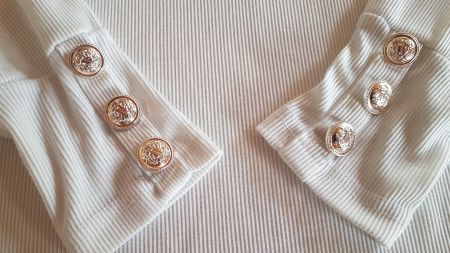 Pull blanc col roulé taille M