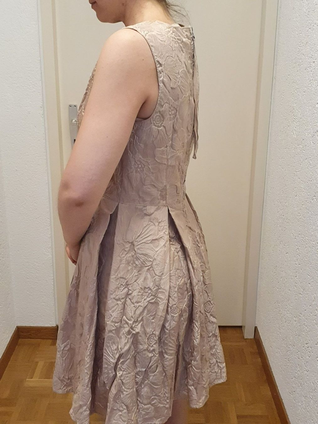 Vestiti: Cocktail-Kleid von Max Studios – Usato da Luzern venduto da J.Co 1