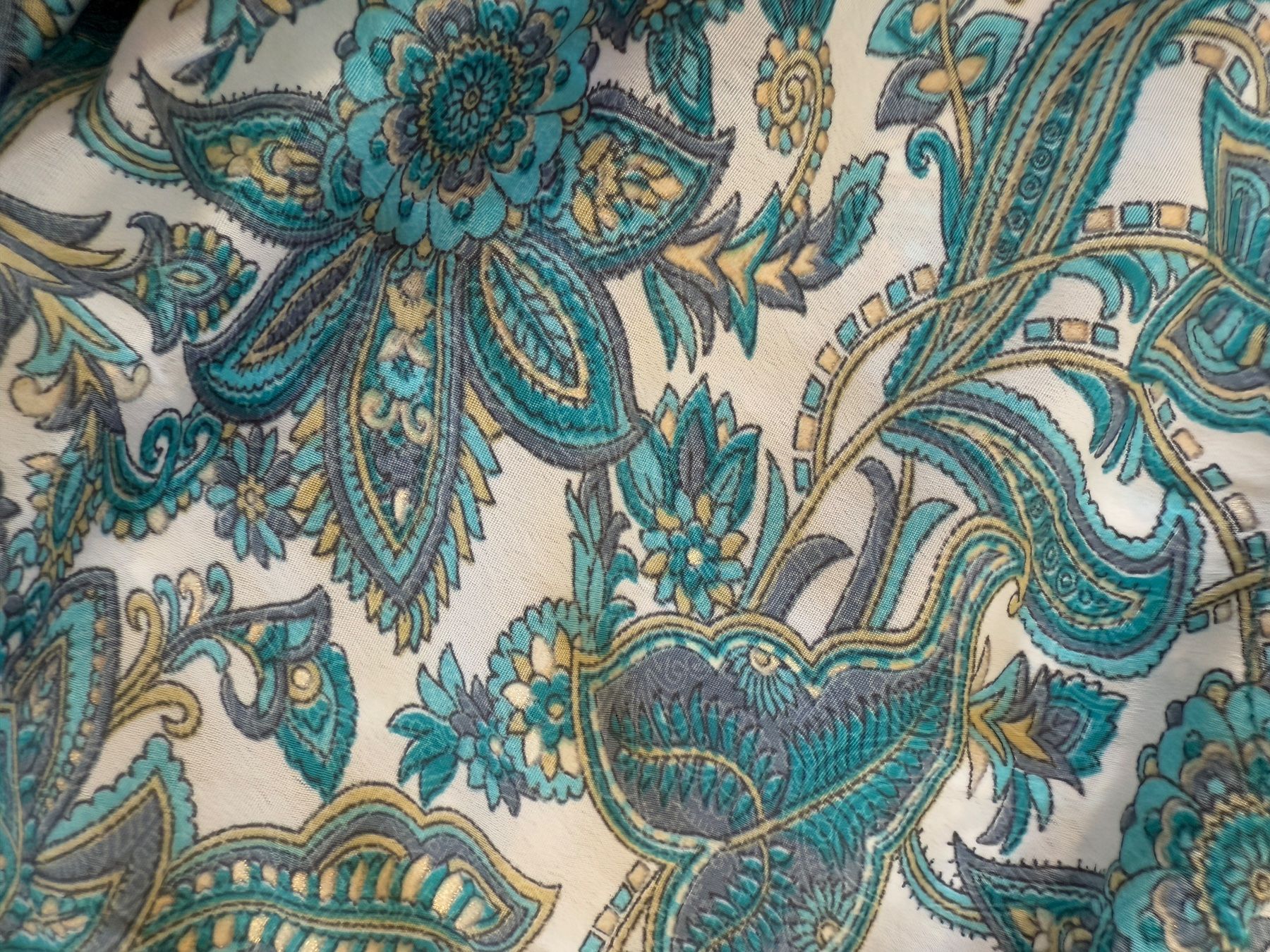 Pantaloni: Silk shorts – Usato da Zürich venduto da tre_t57m 2