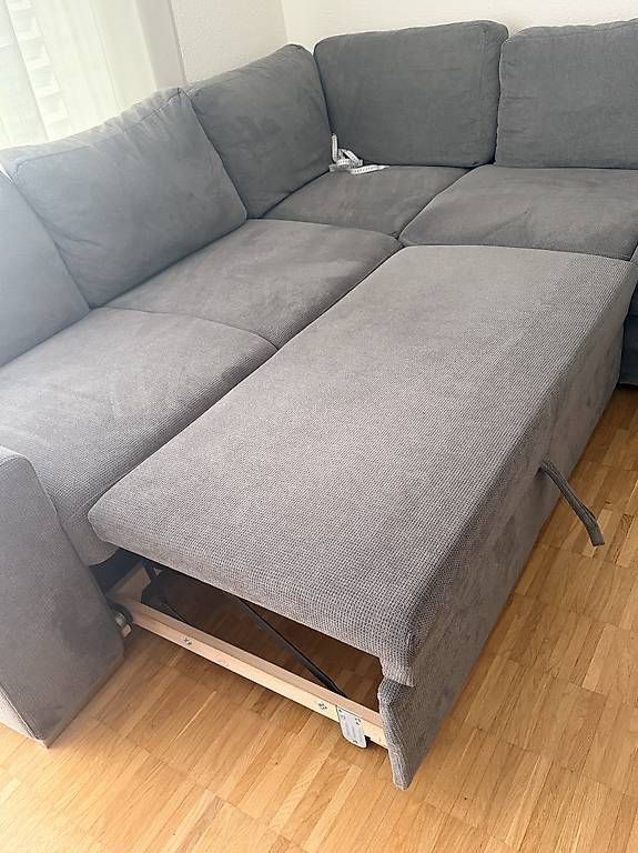 Sofas: Couch mit Schlaffunktion grau 240x200m gebraucht  – Gebraucht aus Buchs AG von Mel_77er 4