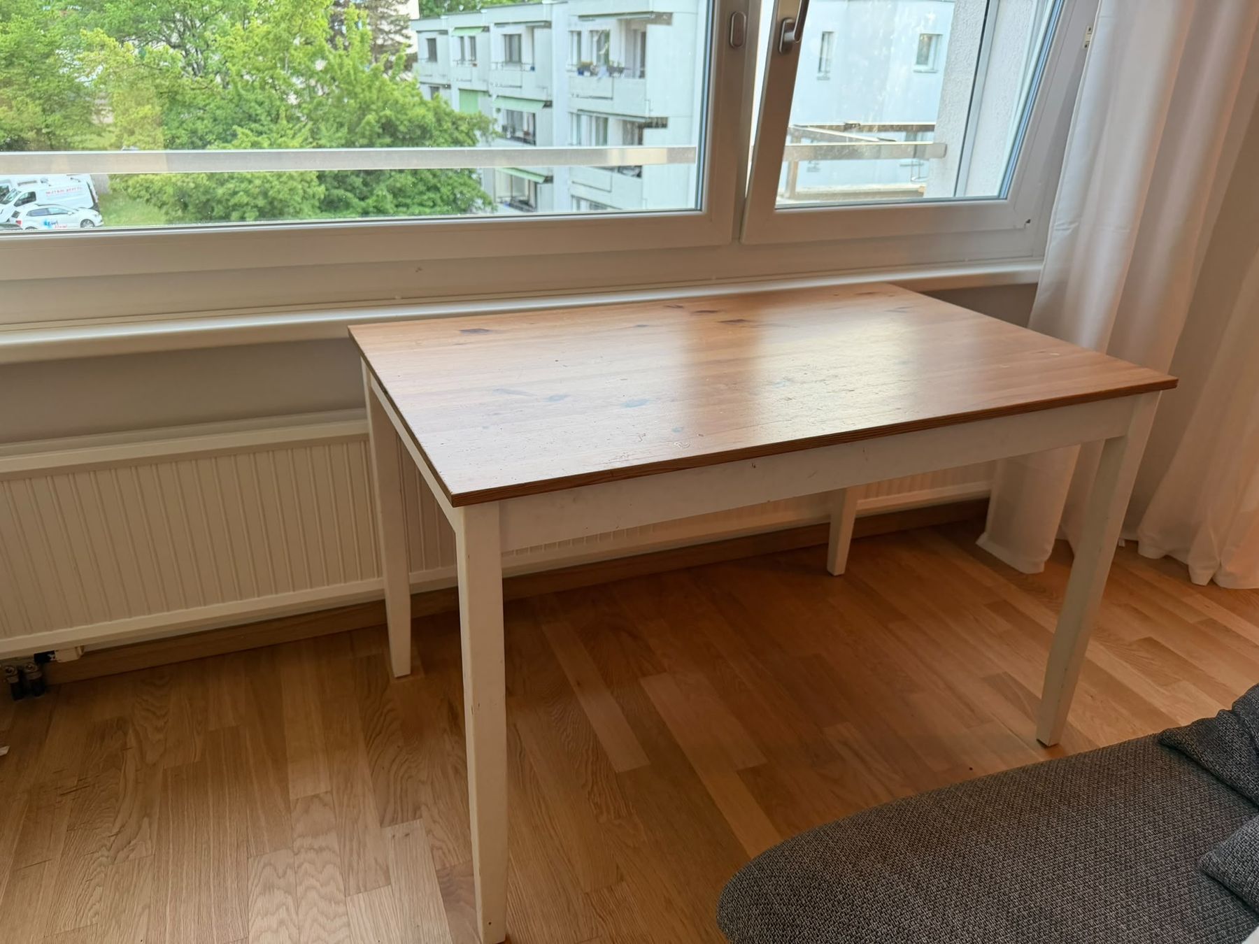 Tische: Ikea Table – Gebraucht aus Dübendorf von dle_g2bt 2