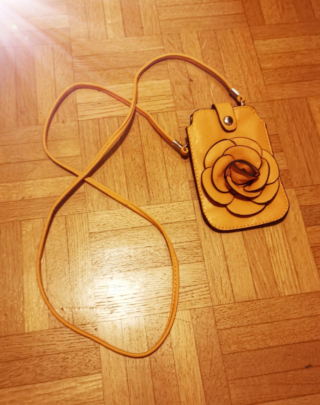 Borse da donna: Tasche Handy - / Umhänge - Tasche – Usato da Zürich venduto da Pokiemon 4