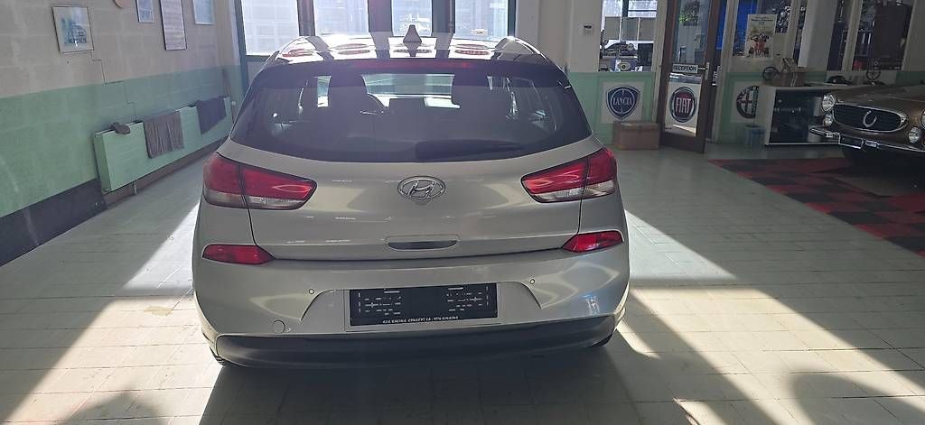 Automobili: Vds Hyundai i30 automatique – Usato da Gingins venduto da GSG1276 4