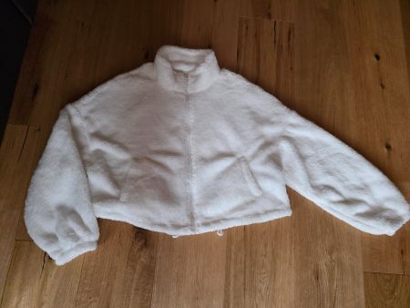 Weisse Teddy Jacke, ideal für den Übergang, Grösse S