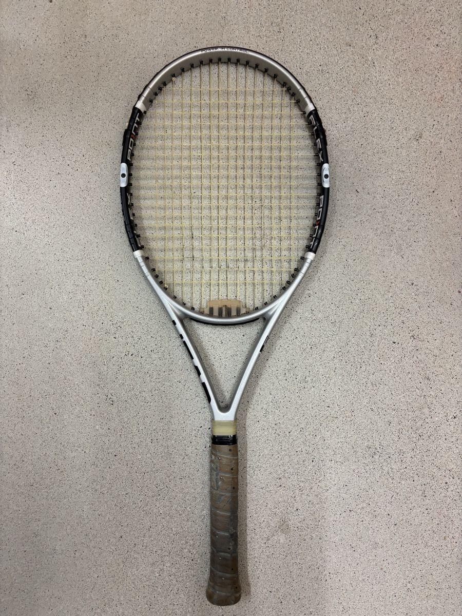 Raquettes: Tennis Racket – D'occasion à Lausen par Eskimo2002