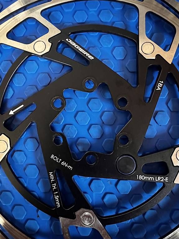 Pezzi di ricambio: Dischi 180 mm E-Bike – Usato da Balerna venduto da gio_t7l9 1