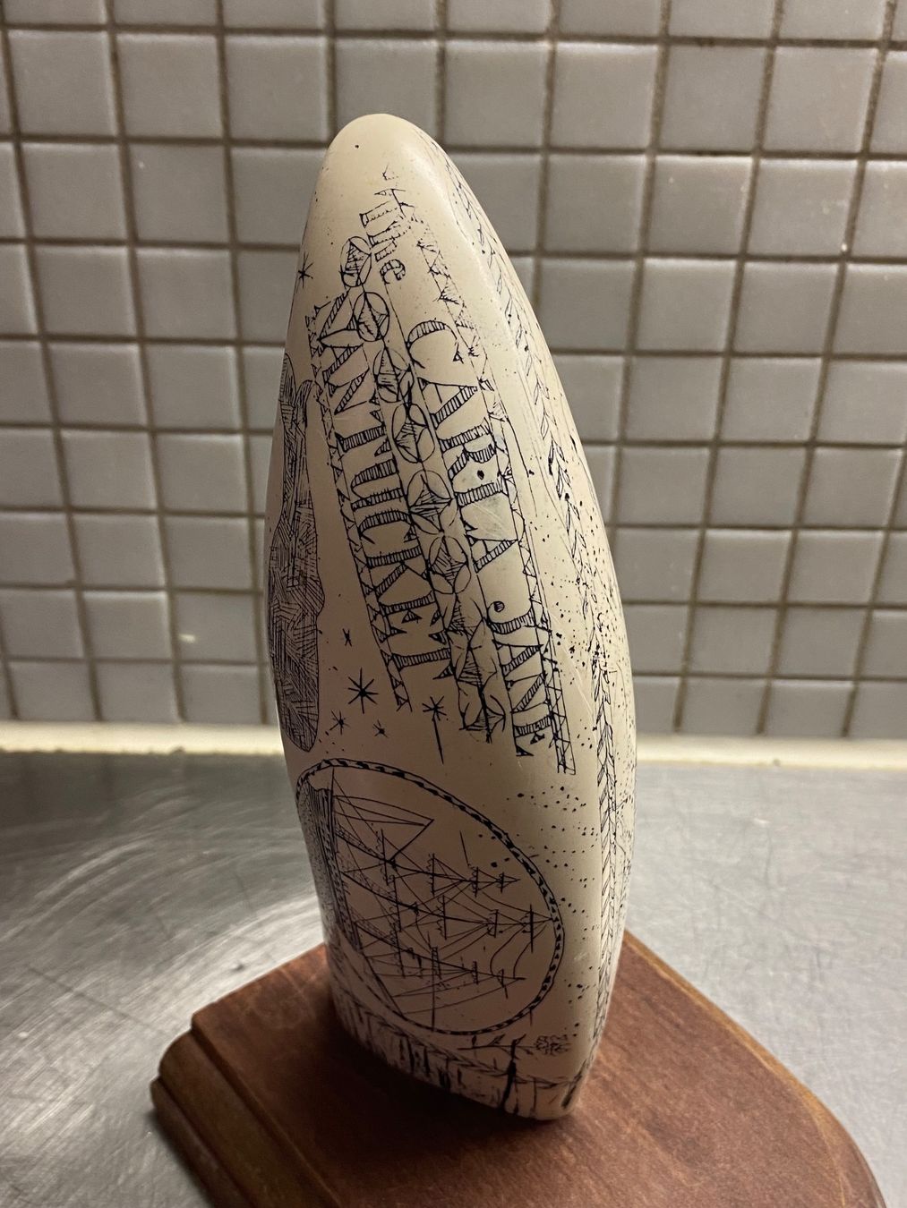 Sculture & Statue: Scrimshaw-Walzahn Replika PMS Artek – Usato da solothurn venduto da soko75 2