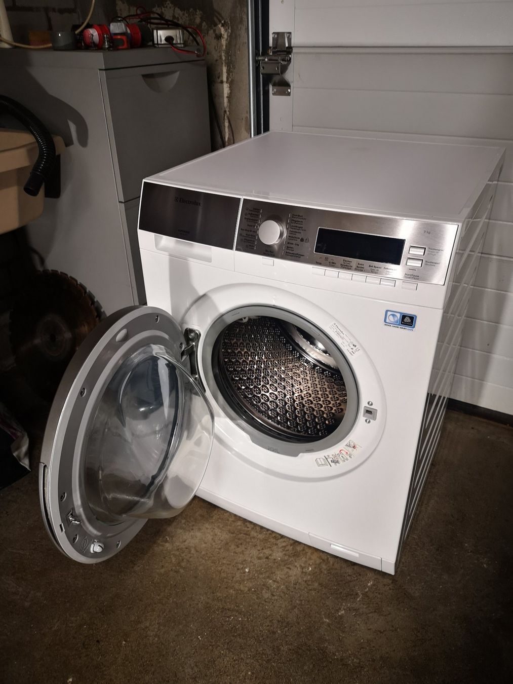 Electrolux Lavatrici: Electrolux Waschmaschine 9kg, Super Luxe WT SL4 E – Usato da Grasswil venduto da tobias9891 3