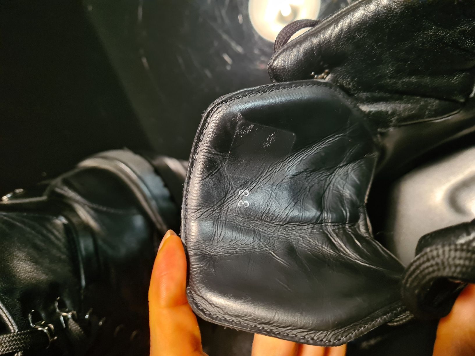 Moncler Scarpe da donna: Moncler boots Gr 38 – Usato da Kloten venduto da Kri23 5