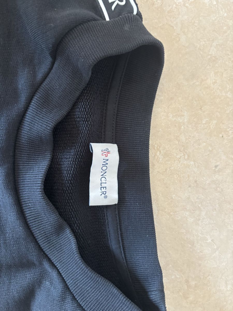 Moncler Maglioni & Felpe: Moncler Sweater Gr. L (M) – Usato da Winkel venduto da khm_d9mz 2