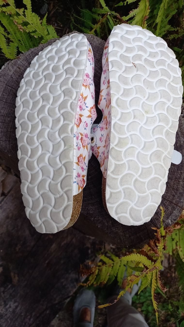 Deerberg Scarpe da donna: Deerberg  Schuhe mit Blumenmuster Grösse 40  – Usato da St. Gallen venduto da Otterndorf 3