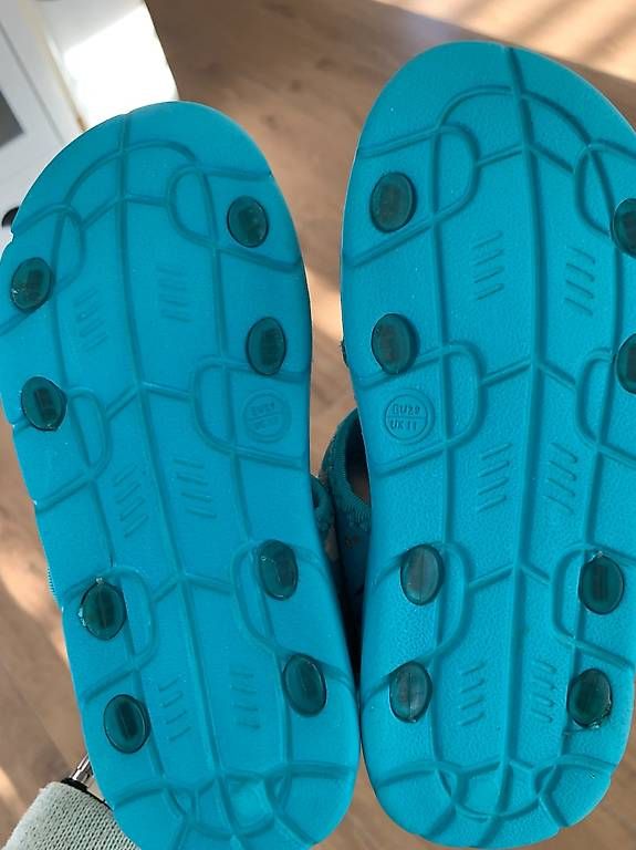 Scarpe per ragazzi: Badeschuhe – Usato da Basel venduto da Frani010 2