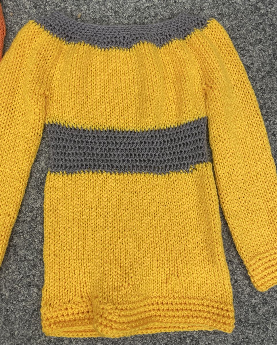 Pullover & Sweatshirts: Zwei Pullover orange/grau und gelb/grau Grösse M  – Neu und originalverpackt aus Au ZH von Jaggy4 4