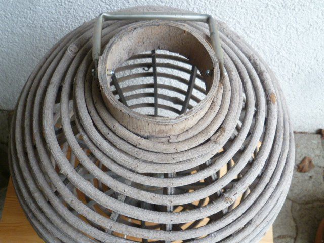Lampade: Korb-Steh-Lampe, ein Hingucker Ø 440 mm – Usato da Effretikon venduto da Heimstudio 7